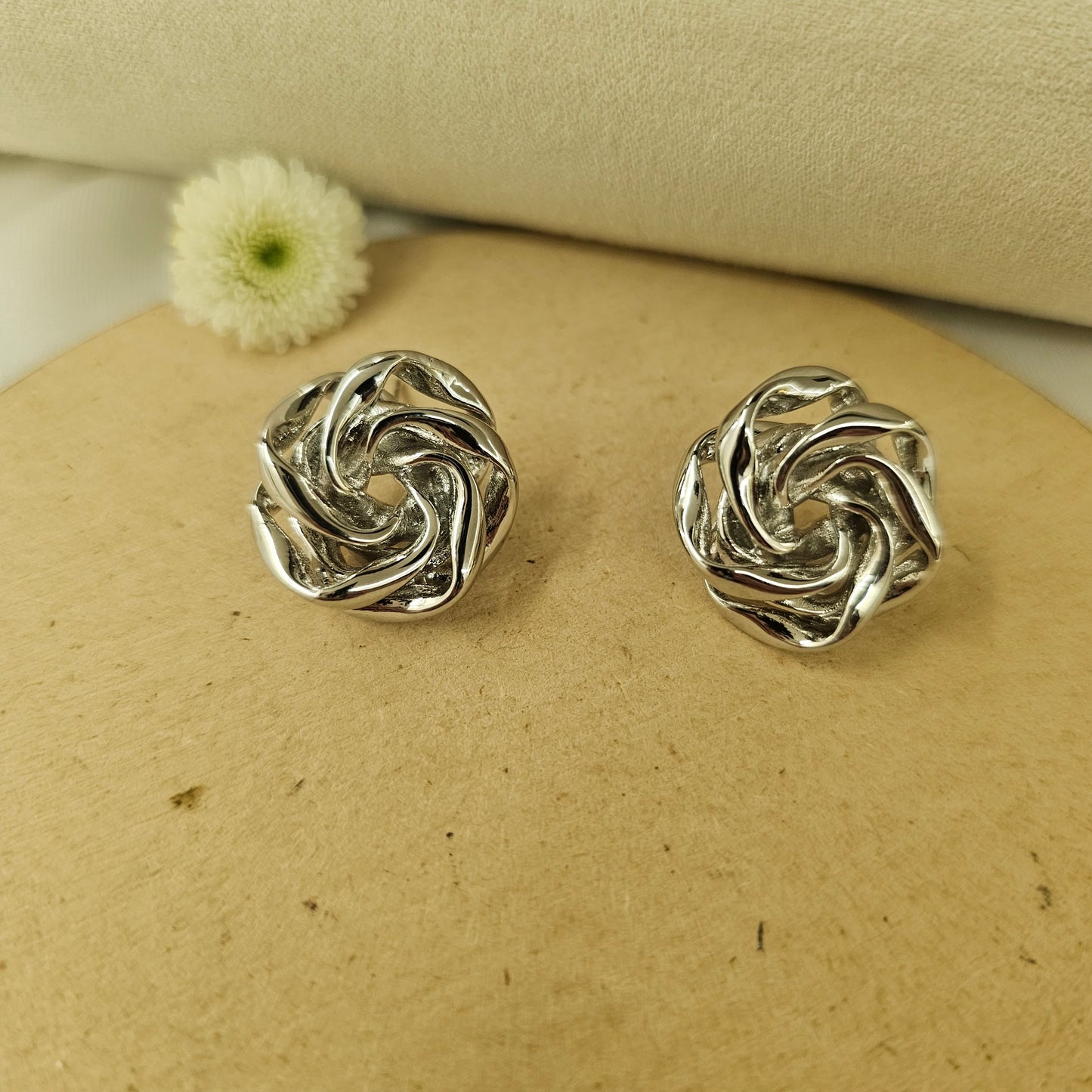Silver Rose Swirl