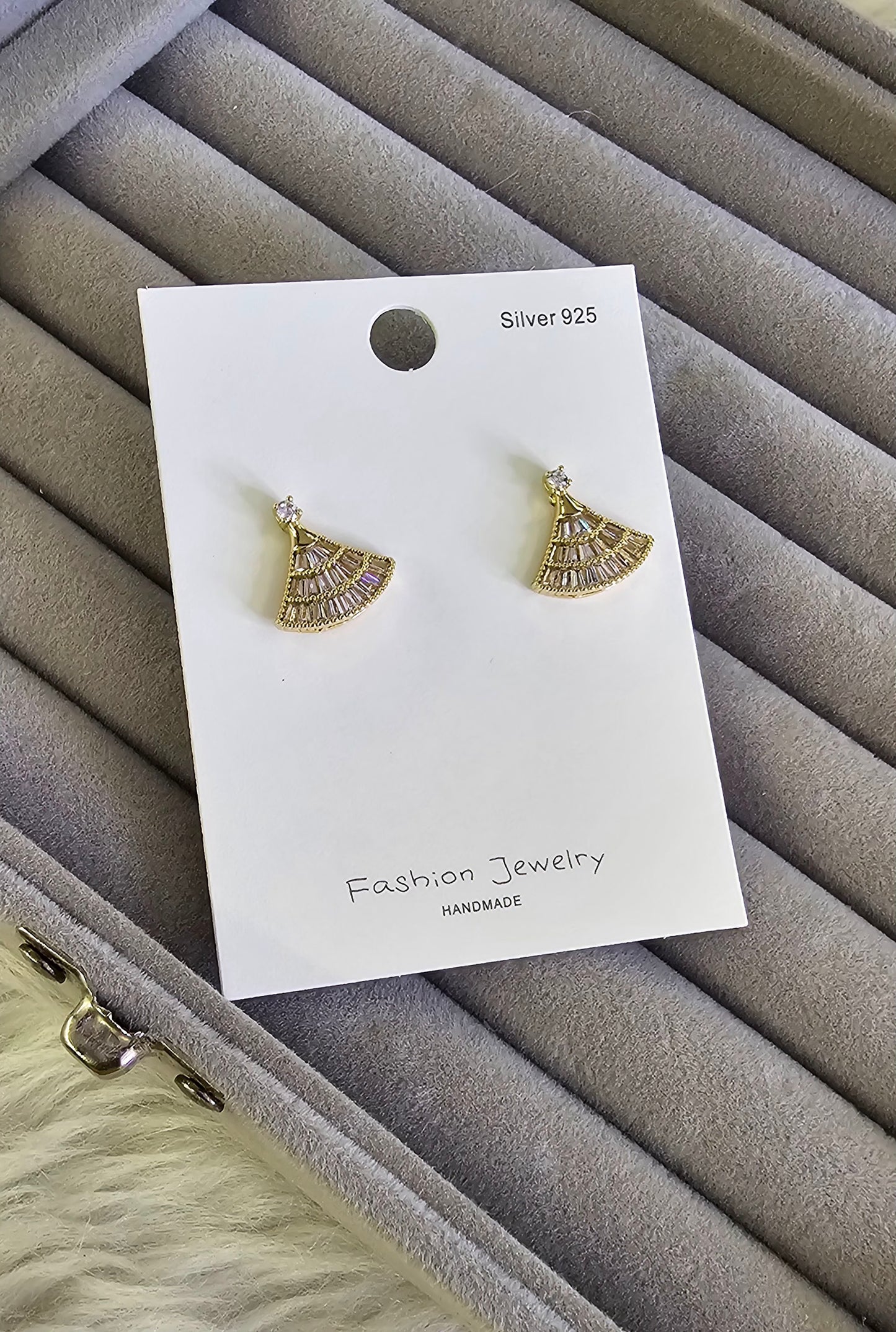 Fan Sparkle Studs