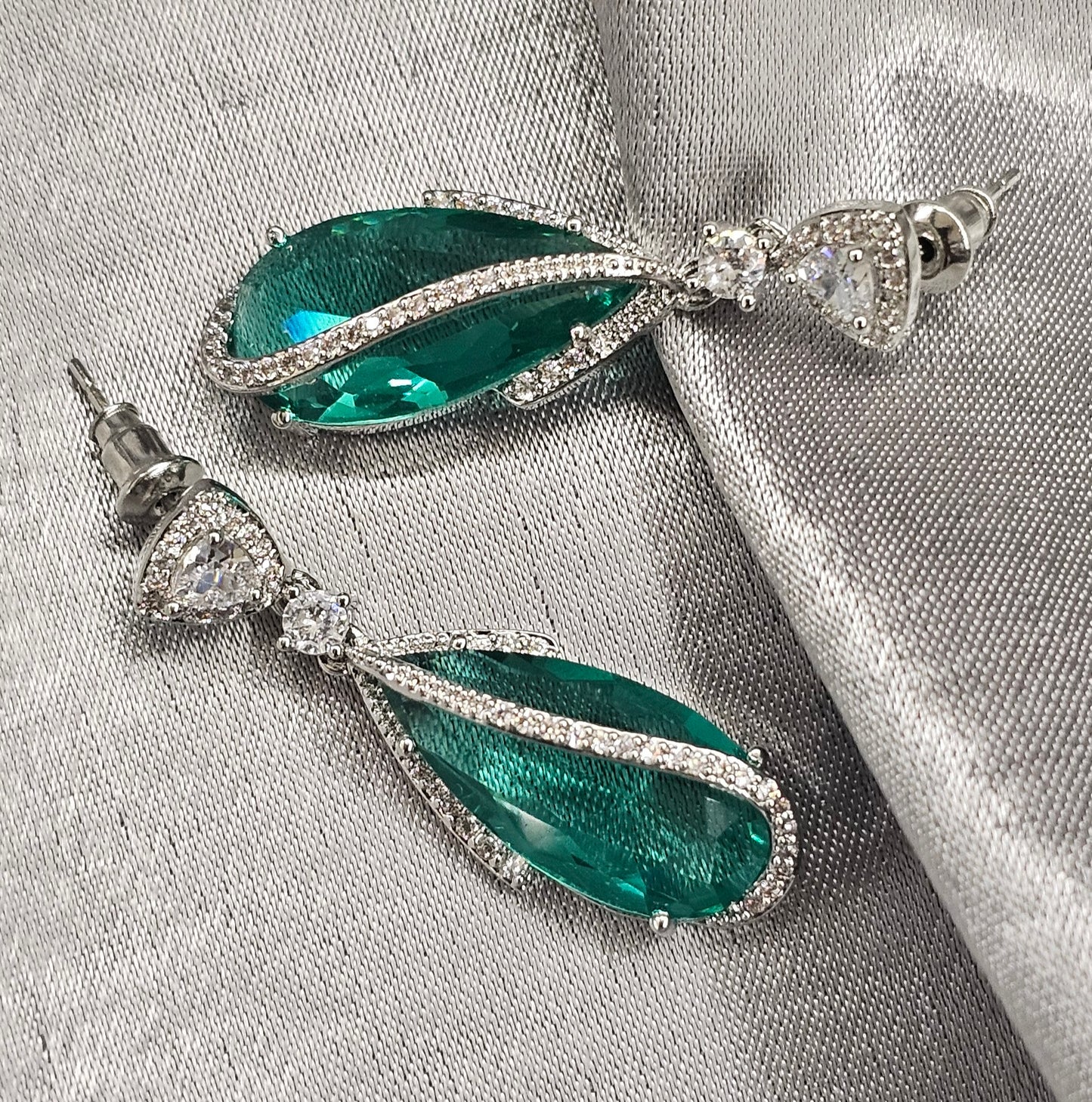 Duchess Square Studs