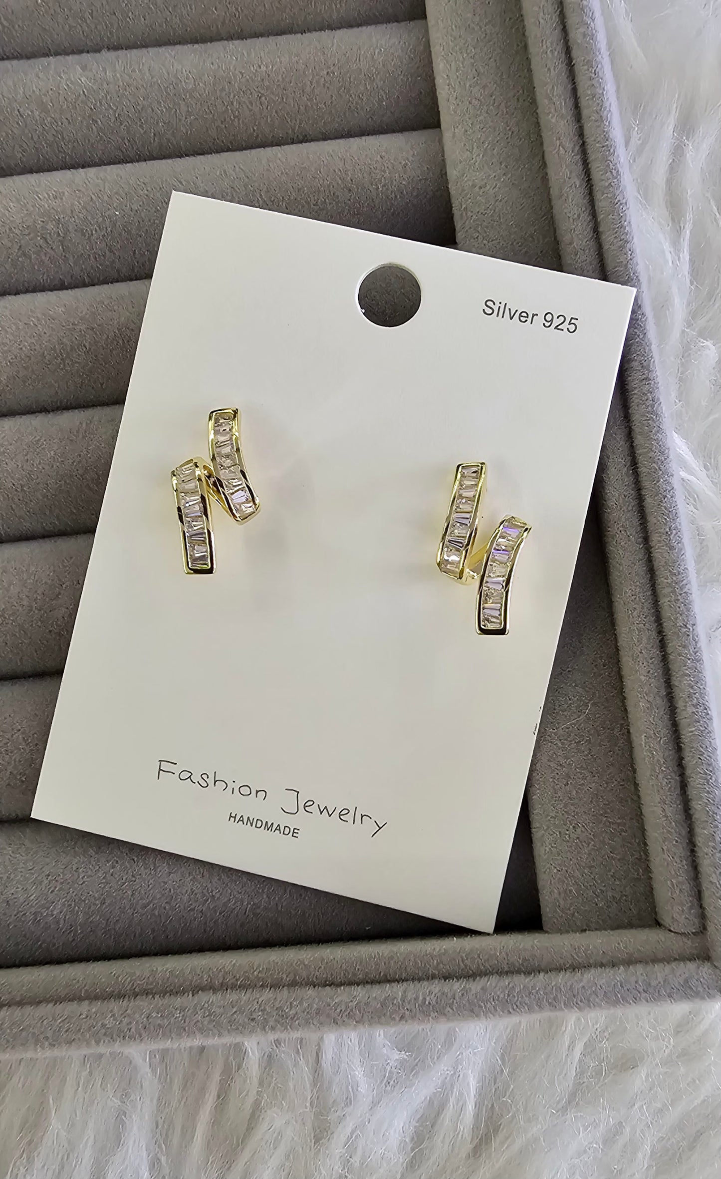 Zig-Zag CZ Bar Studs