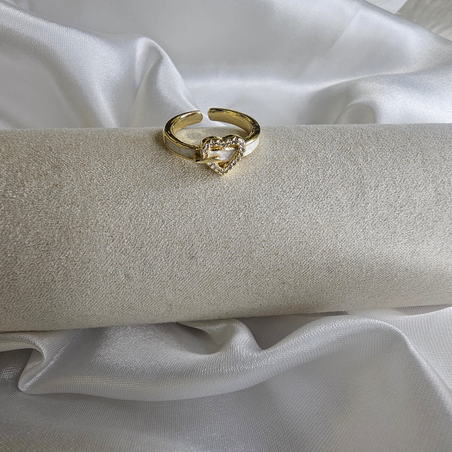 Heart Enamel Band Ring