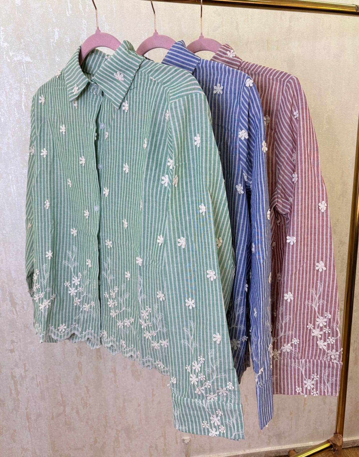 Cottan embroidery Top