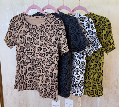 Tiger print T shirt