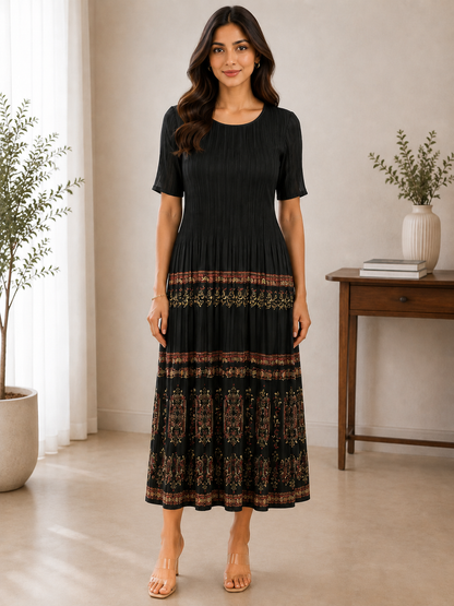 Plitted comfort dress