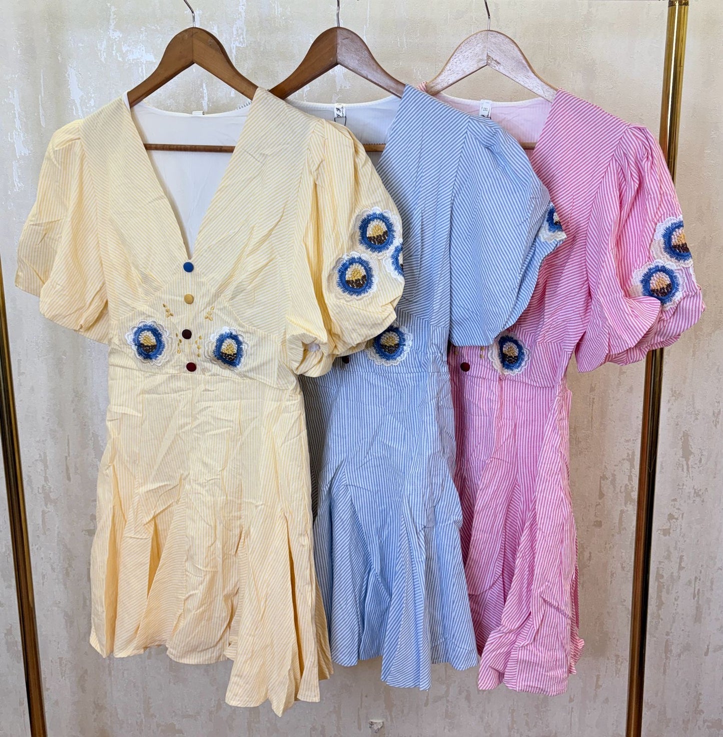 Strip short ballon sleeve dress