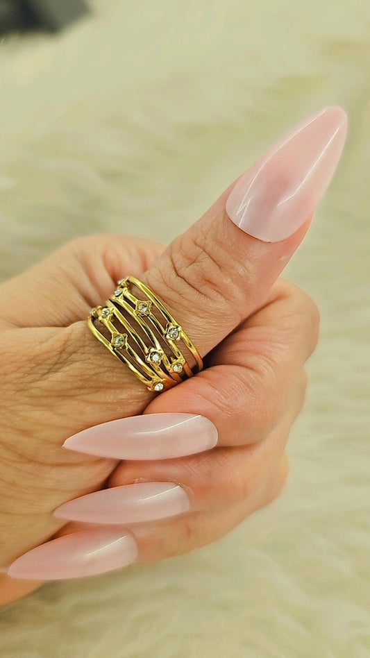 Tropical Canopy Ring