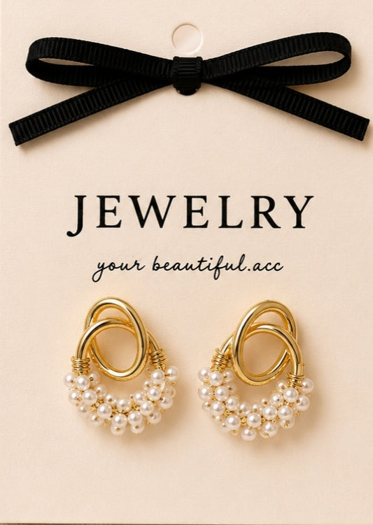 Pearl halo gold earing